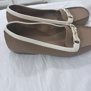 Stylish M2 Stitch & Turn LoafersTan and White